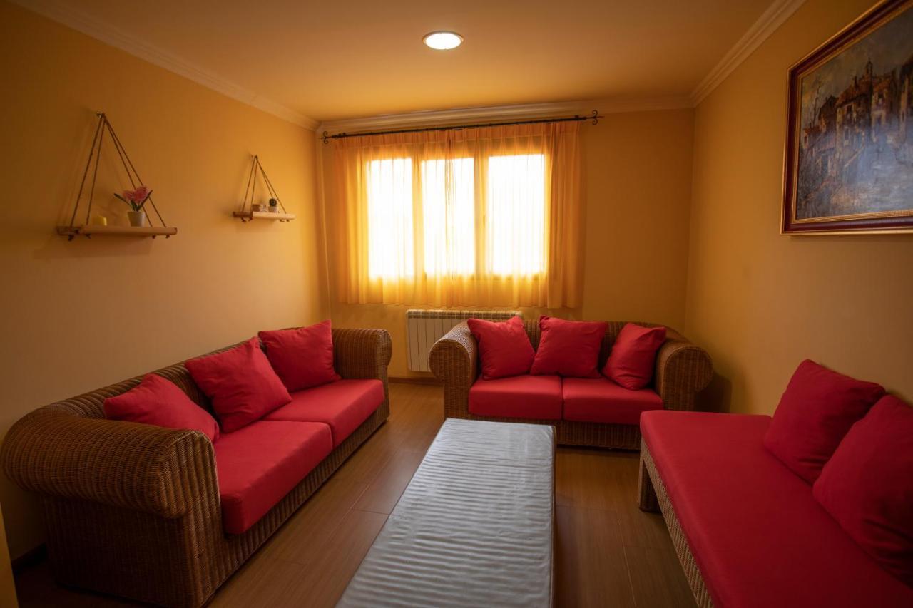 Alojamiento Turistico "El Torreon" Guest House Fresneda de la Sierra Exterior photo
