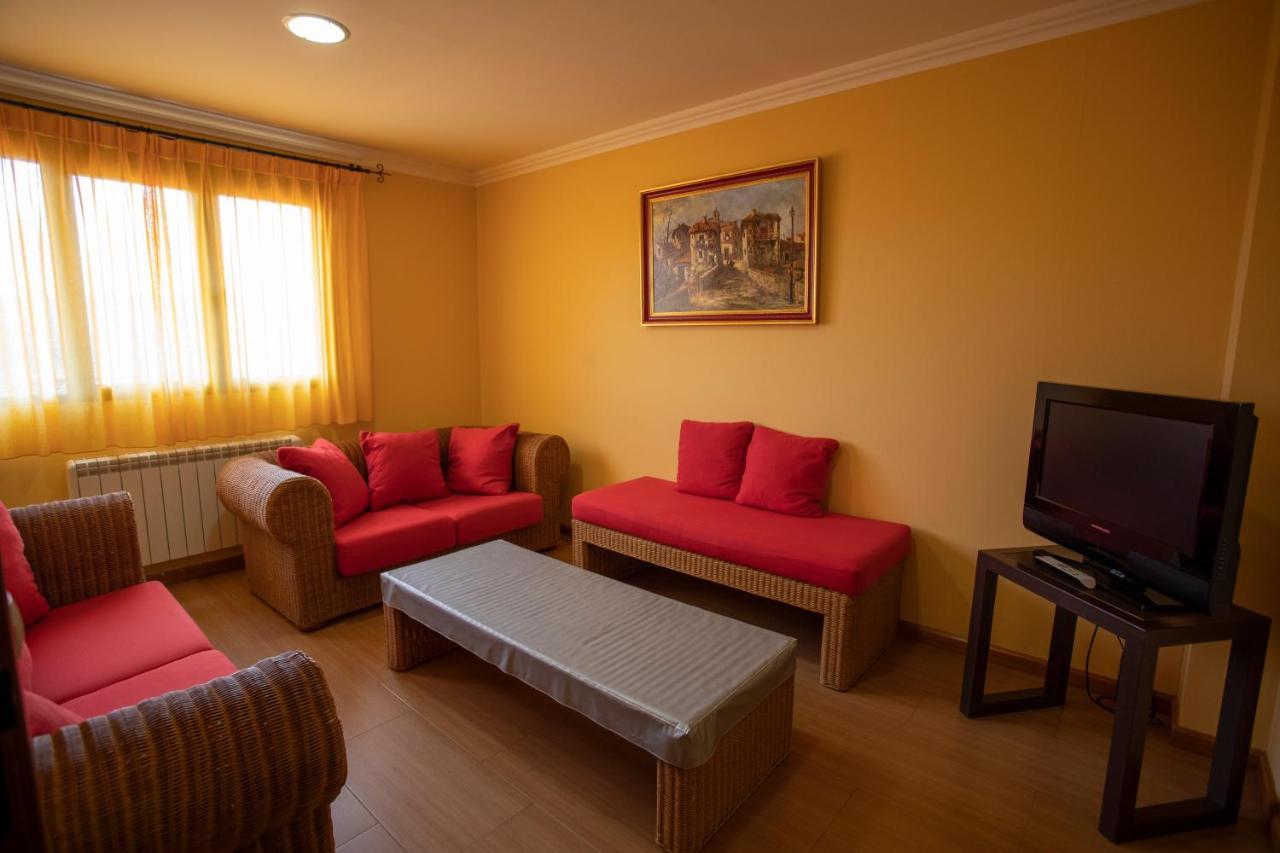 Alojamiento Turistico "El Torreon" Guest House Fresneda de la Sierra Exterior photo